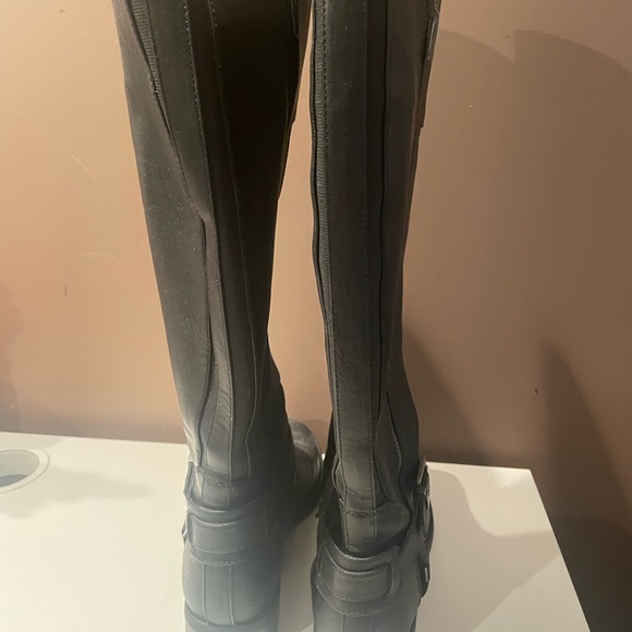 black knee high boots - Picture 2 of 3